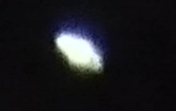 望遠鏡で見た土星