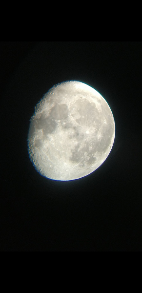 ラプトル60の35倍接眼レンズで観察した月
